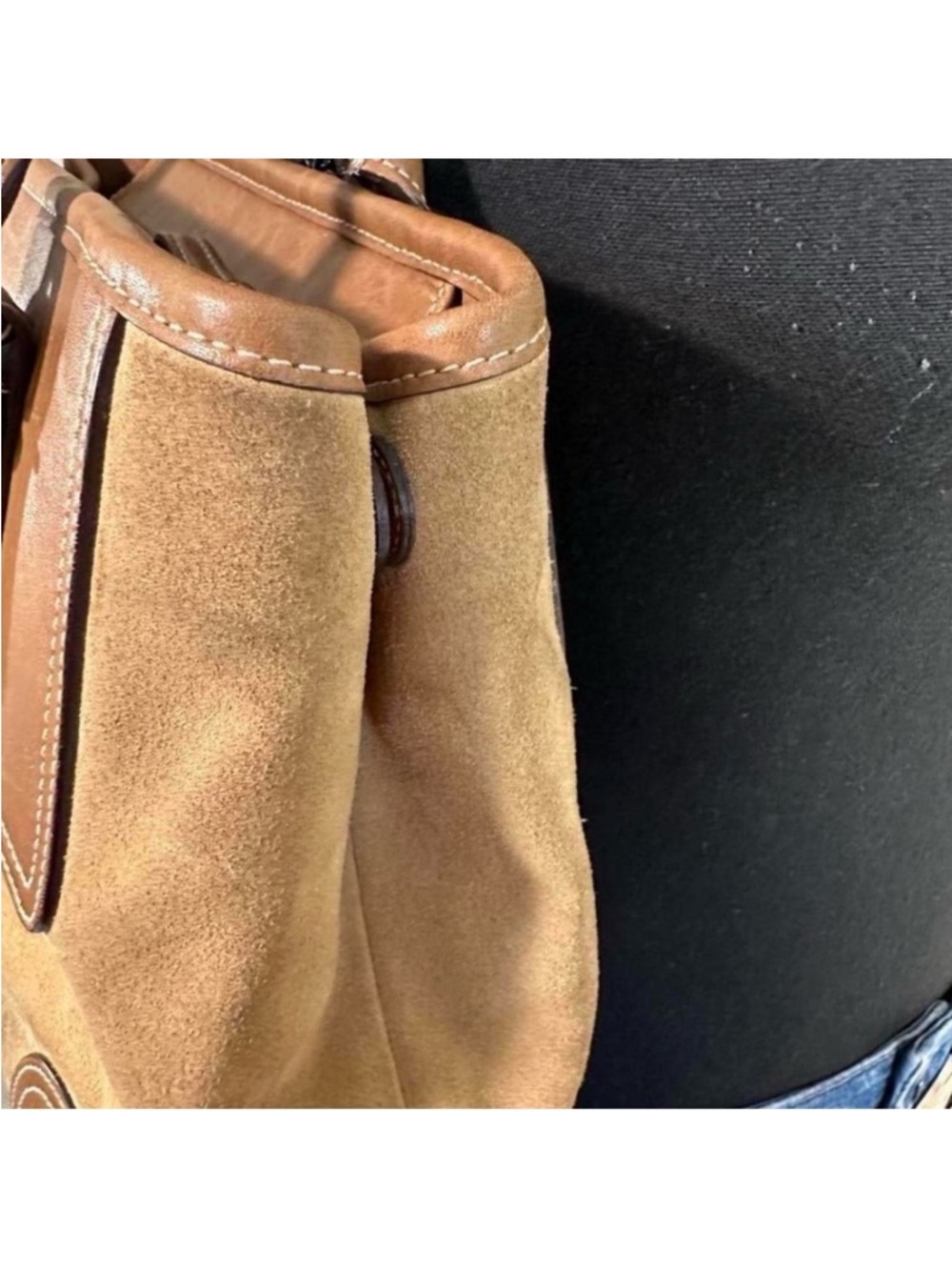 Coach Vintage (2004) Elegant Brown Leather Tote Bag - Picture 4 of 9